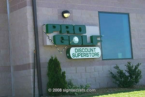 Channel Letter Signs 0525