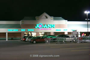 Channel Letter Signs 0561