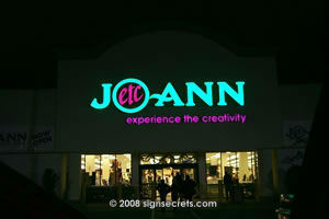 Channel Letter Signs 0565