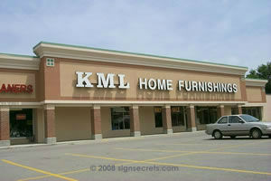 Channel Letter Signs 0569